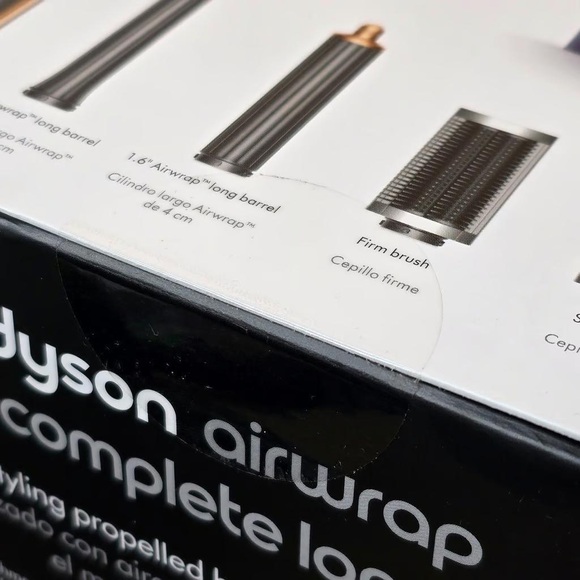 New Dyson airwrap complete long black/gold. - Picture 8 of 11